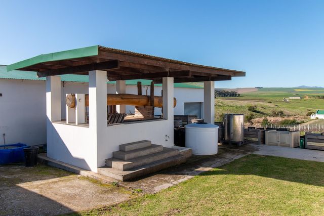 15 Bedroom Property for Sale in Bot River Western Cape